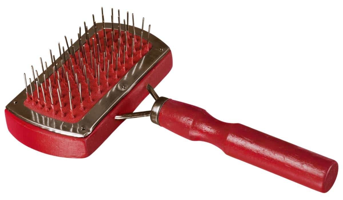 7 Best Deshedding Brushes for Golden Dog Wise